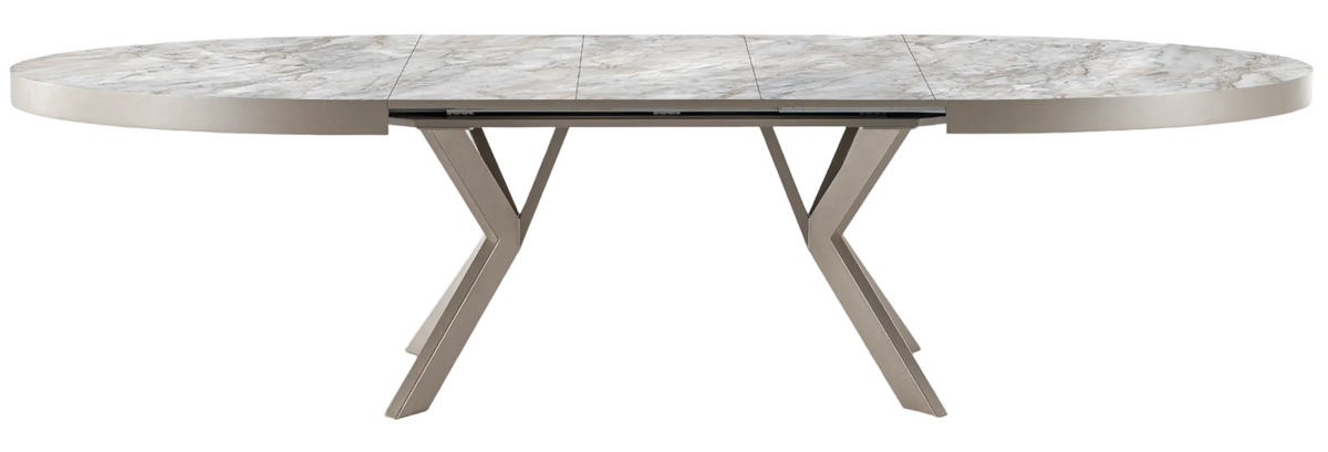 Ada utdragbart matbord 180–300 cm